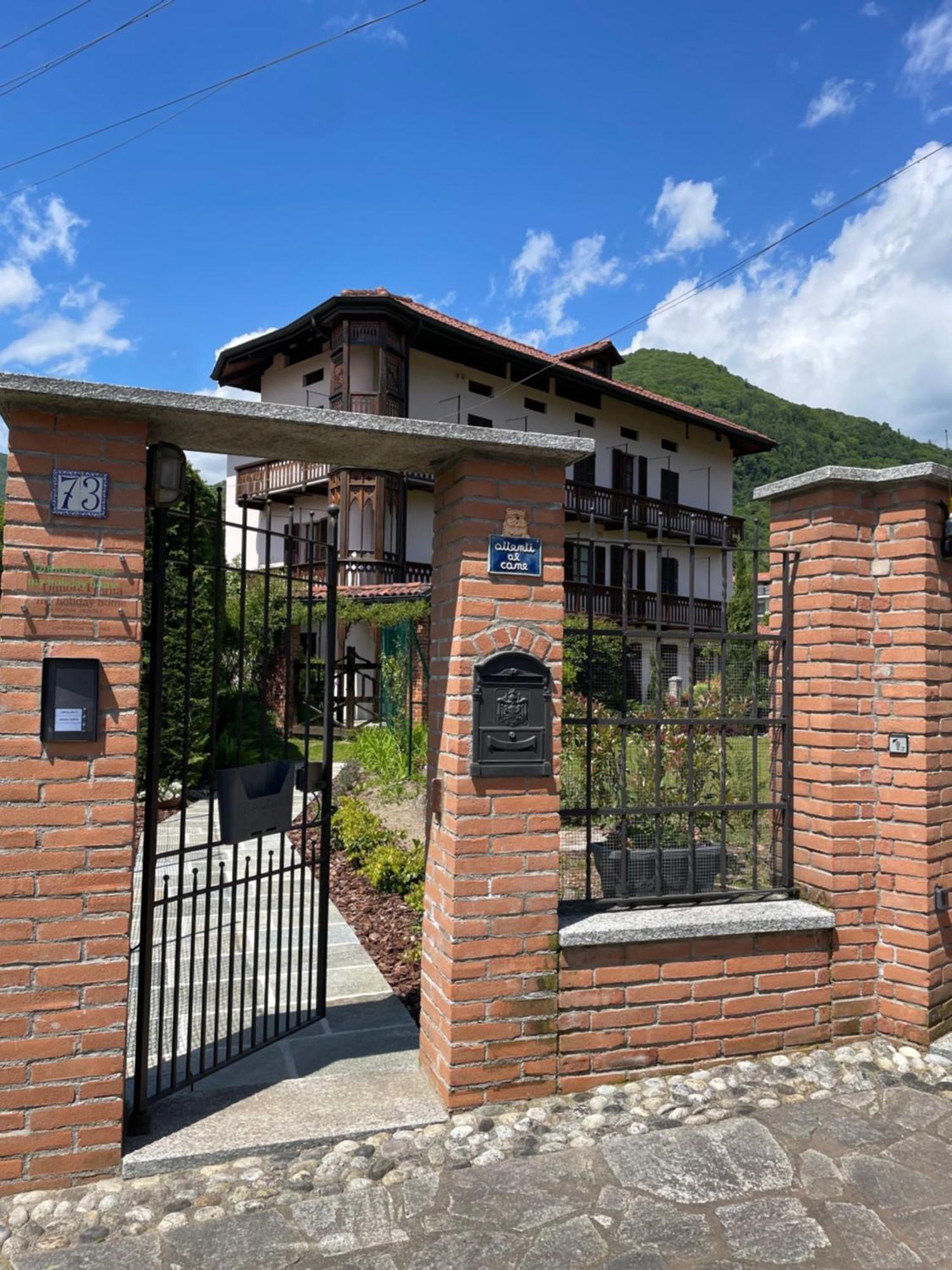 Dimora Fiorita Senior My Holiday Home 瓦拉洛 外观 照片